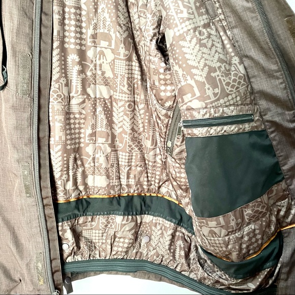 Patagonia h2no Insulated Men’s Rain Jacket — Brown - Picture 4 of 6